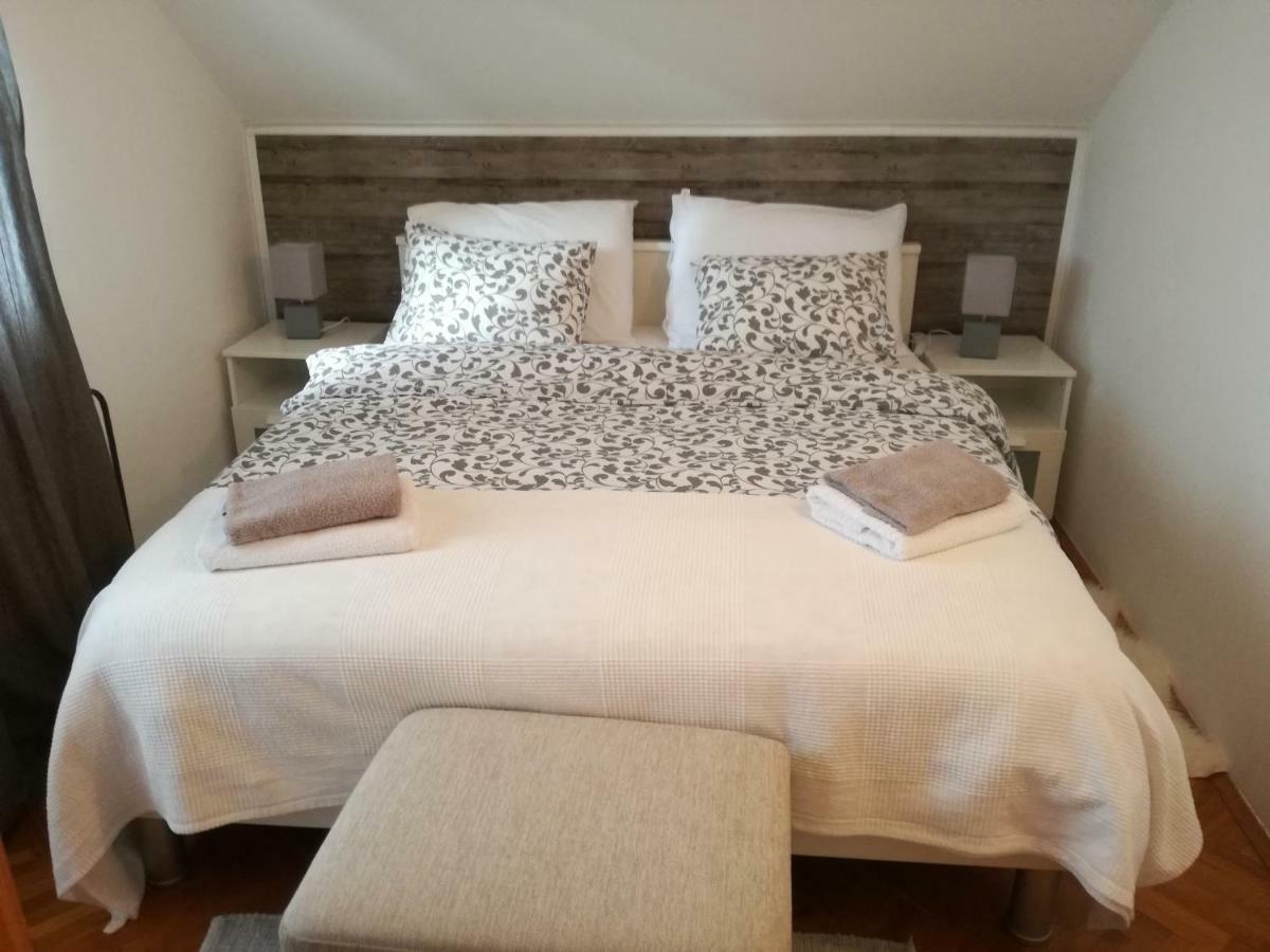 דירות Čatrnja Apartman Jasmin מראה חיצוני תמונה