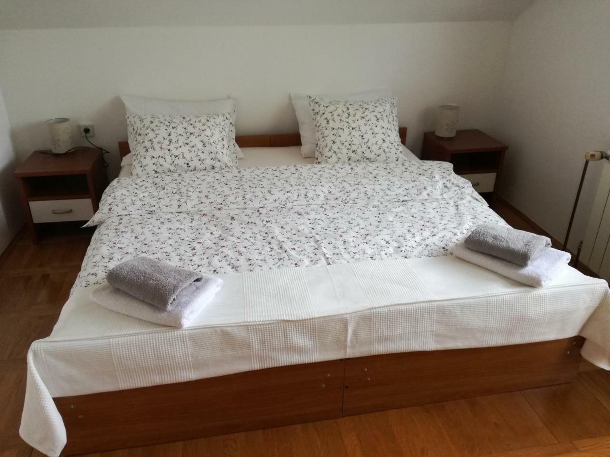 דירות Čatrnja Apartman Jasmin מראה חיצוני תמונה